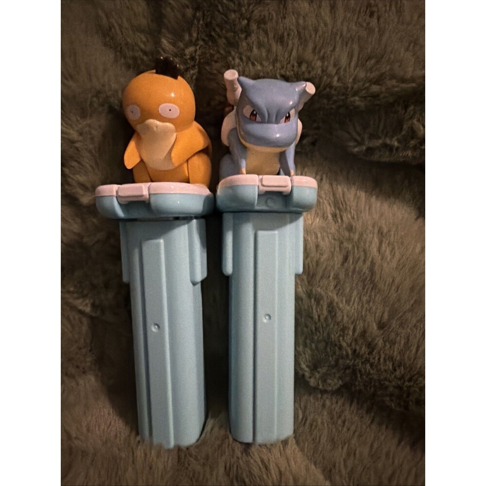 Vintage 1998 Bandai Pokémon Vintage (no feet) BLASTOISE & PSYDUCK